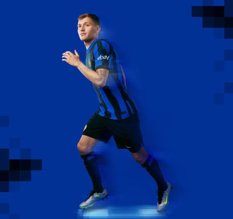 kto迈博体育网页国米23-24赛季主场球衣发布：蓝黑条纹规划 派拉蒙+为胸前赞助商